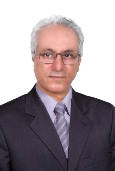 Portrait de Ibnou Almouttalib, naturopathe et expert en plantes médicinales